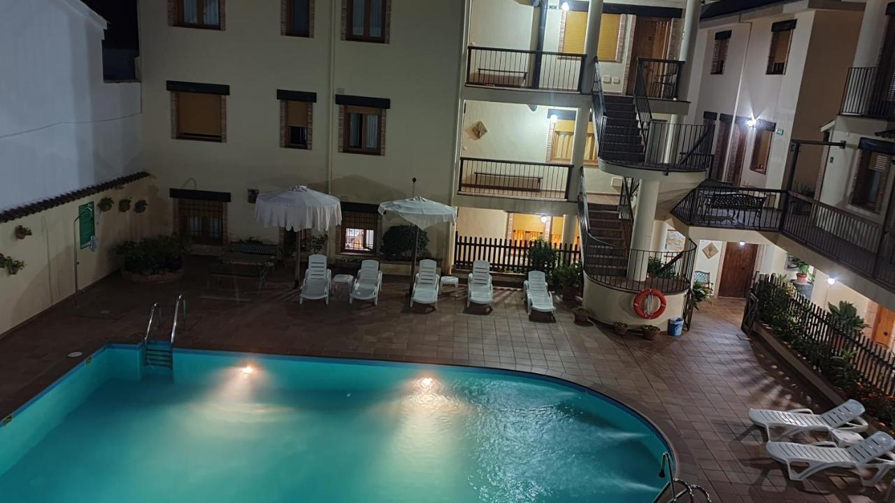 Apartamentos Valle Del Guadalquivir Arroyo Frio Ngoại thất bức ảnh